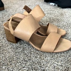 Toms heel sandals